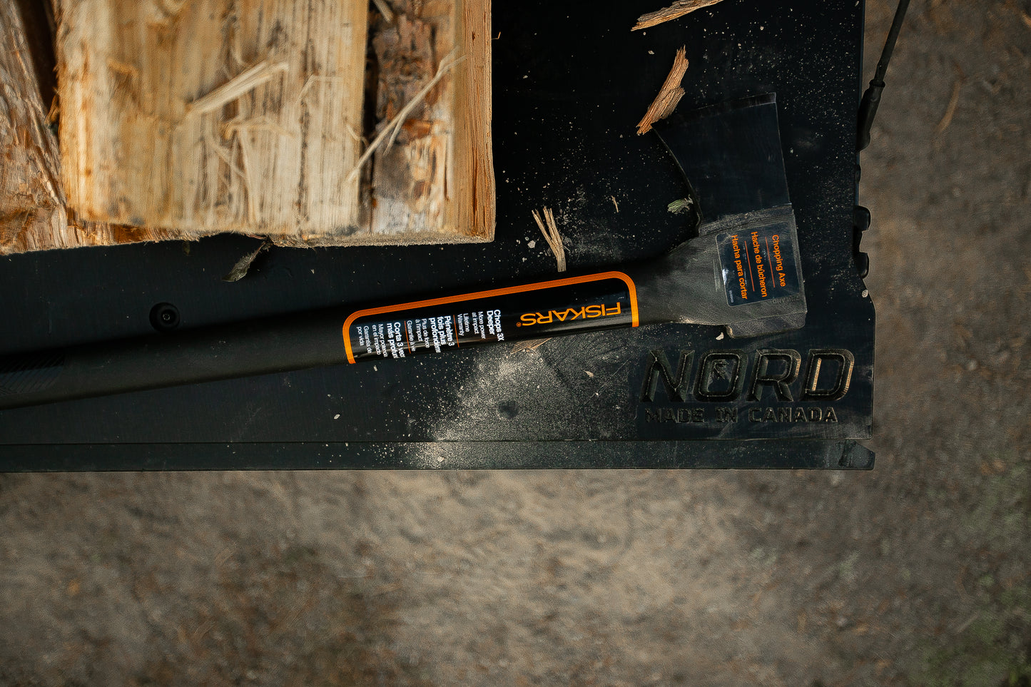 Tailgate Insert - (2019-2025) GMC/ Chevrolet Sierra/Silverado